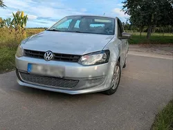 Silber Gebraucht 2010 VW Polo Trendline Kleinwagen | 4.400 € (Fairer Preis)