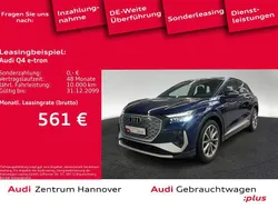Navarrablau metallic Gebraucht 2023 Audi Q4 e-tron Ambiente SUV | 35.950 € (Fairer Preis)