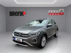 Indiumgrau metallic Neu 2024 VW T-Roc Style SUV | 32.990 € (Superpreis)