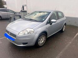 Blau Gebraucht 2009 Fiat Punto Limousine | 1.200 € (Guter Preis)