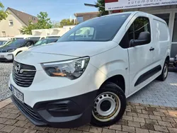 Weiß Gebraucht 2020 Opel Combo Van / Kleinbus | 11.990 € (Fairer Preis)