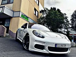 Weiß Gebraucht 2014 Porsche Panamera Chrono Limousine | 23.999 € (Superpreis)