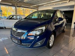Blau Gebraucht 2011 Opel Meriva Innovation Van / Kleinbus | 4.699 € (Fairer Preis)