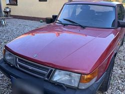 Rot Gebraucht 1991 Saab 900 Kleinwagen | 3.700 €