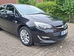 Schwarz Gebraucht 2012 Opel Astra Limousine | 4.199 € (Fairer Preis)