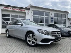 Silber Gebraucht 2018 Mercedes E220 Avantgarde Limousine | 25.990 € (Guter Preis)