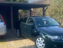 Grün Gebraucht 2003 Audi A4 Ambiente Limousine | 6.500 €