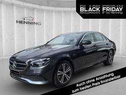 Grau Gebraucht 2022 Mercedes E200 Avantgarde Limousine | 34.880 € (Fairer Preis)