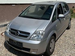 Silber Gebraucht 2005 Opel Meriva Edition Van / Kleinbus | 2.300 € (Fairer Preis)