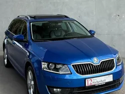Blau Gebraucht 2015 Skoda Octavia Style Kombi | 12.499 € (Etwas zu teuer)