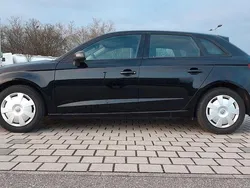 Schwarz Gebraucht 2019 Audi A3 Sportback Basis Limousine | 14.100 € (Guter Preis)