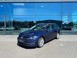 Blau Gebraucht 2019 VW Golf VII Highline Kombi | 21.990 € (Etwas zu teuer)