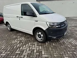 Candyweiß Gebraucht 2018 VW T6 Van | 22.950 €