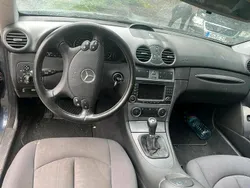 Blau Gebraucht 2005 Mercedes CLK200 Coupé | 1.700 € (Guter Preis)