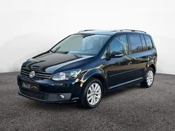 Schwarz Gebraucht 2011 VW Touran Style Van / Kleinbus | 9.000 € (Etwas zu teuer)