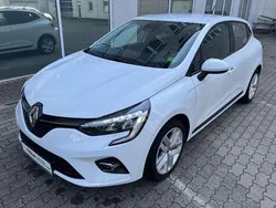 Weiß Gebraucht 2022 Renault Clio V Business Limousine | 13.999 € (Guter Preis)
