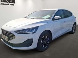Weiß Gebraucht 2024 Ford Focus Titanium Limousine | 20.490 € (Superpreis)