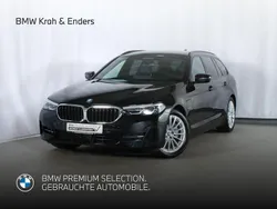 Schwarz Gebraucht 2022 BMW 530e Shadowline Kombi | 29.958 € (Superpreis)