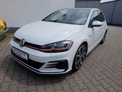 Weiß Gebraucht 2019 VW Golf VII GTI Limousine | 23.990 € (Fairer Preis)
