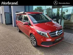 Rot Gebraucht 2024 Mercedes V300 Van / Kleinbus | 77.231 € (Etwas zu teuer)