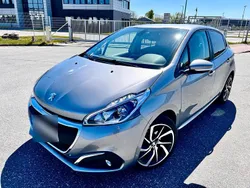 Silber Gebraucht 2019 Peugeot 208 Kleinwagen | 9.400 € (Superpreis)