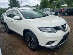 Weiß Gebraucht 2016 Nissan X-Trail Tekna SUV | 11.999 € (Guter Preis)