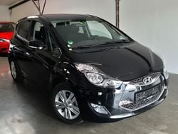 Schwarz Gebraucht 2014 Hyundai ix20 Style Van / Kleinbus | 8.490 € (Fairer Preis)