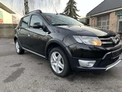 Perlmuttschwarz Gebraucht 2013 Dacia Sandero Prestige Kleinwagen | 7.795 € (Fairer Preis)