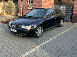 Schwarz Gebraucht 2000 Audi S3 Sport Limousine | 4.990 €