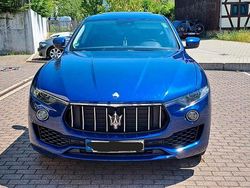 Blau Gebraucht 2017 Maserati Levante SUV | 29.999 € (Superpreis)