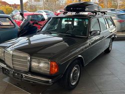 Gebraucht 1982 Mercedes E230 Kombi | 11.490 €
