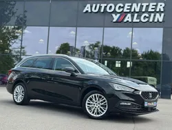 Schwarz Gebraucht 2022 Seat Leon XCELLENCE Limousine | 20.790 € (Etwas zu teuer)