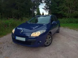 Blau Gebraucht 2009 Renault Mégane III Dynamique Limousine | 3.500 € (Fairer Preis)