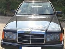 Schwarz Gebraucht 1989 Mercedes E300 Coupé | 22.500 €