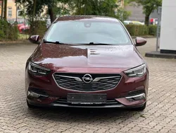 Braun Gebraucht 2018 Opel Insignia Edition Limousine | 9.900 € (Teuer)