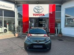 Grün Gebraucht 2022 Toyota Aygo Pulse Kleinwagen | 12.980 € (Guter Preis)