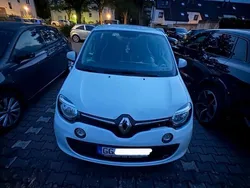 Weiß Gebraucht 2015 Renault Twingo Kleinwagen | 5.000 € (Guter Preis)