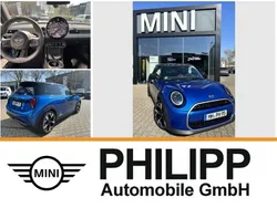 Icy sunshine blue Gebraucht 2025 Mini Cooper S Favoured Kleinwagen | 41.060 €