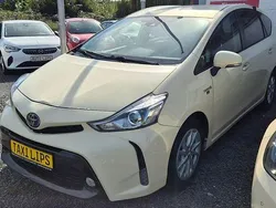 Super (pure) white ii Gebraucht 2020 Toyota Prius+ Comfort Van / Kleinbus | 16.250 € (Fairer Preis)