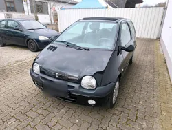 Schwarz Gebraucht 2005 Renault Twingo Kleinwagen | 3.199 €