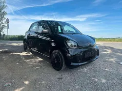 Schwarz Gebraucht 2021 Smart ForFour Electric Drive Kleinwagen | 8.500 € (Fairer Preis)