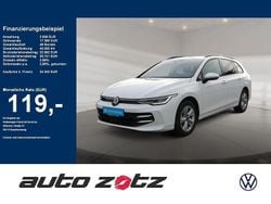 Weiß Gebraucht 2024 VW Golf VIII Life Kombi | 24.340 € (Fairer Preis)