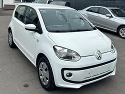 Weiß Gebraucht 2016 VW up! CLUB Kleinwagen | 6.300 € (Fairer Preis)