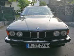 Grau Gebraucht 1989 BMW 735 Limousine | 13.900 €