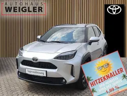 Silber Neu 2025 Toyota Yaris Cross SUV | 30.600 € (Fairer Preis)