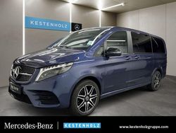 Sodalithblau Gebraucht 2023 Mercedes V300 AMG Van / Kleinbus | 62.990 € (Teuer)