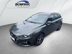 Grau Gebraucht 2021 Hyundai i30 Edition 30 Kombi | 16.990 € (Fairer Preis)