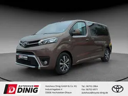 Braun Gebraucht 2020 Toyota Proace Verso Team Kombi | 35.999 € (Guter Preis)
