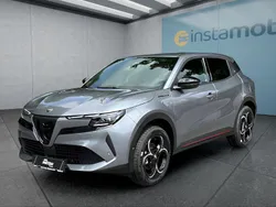 Grau Neu 2025 Alfa Romeo GT Junior SUV | 30.699 € (Fairer Preis)