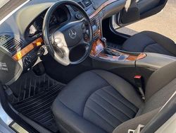 Silber Gebraucht 2007 Mercedes E220 Elegance Kombi | 5.000 € (Etwas zu teuer)